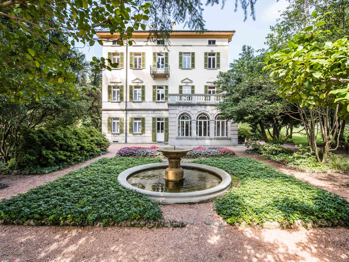 Tessin.ch: Museo Civico Villa dei Cedri in 6500 Bellinzona 